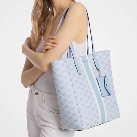 Michael Kors Vincent Logo Jacquard Tote Bag - Picture 2 of 4